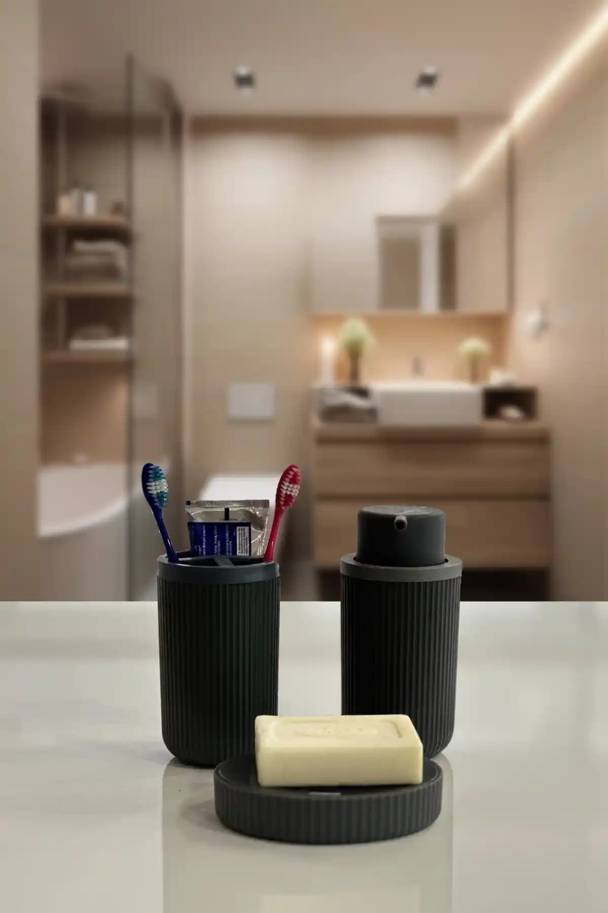 Biltas Plastik Monica Banyo Takımı Modern ve Şık Tasarım ile Fonksiyonel Kullanım