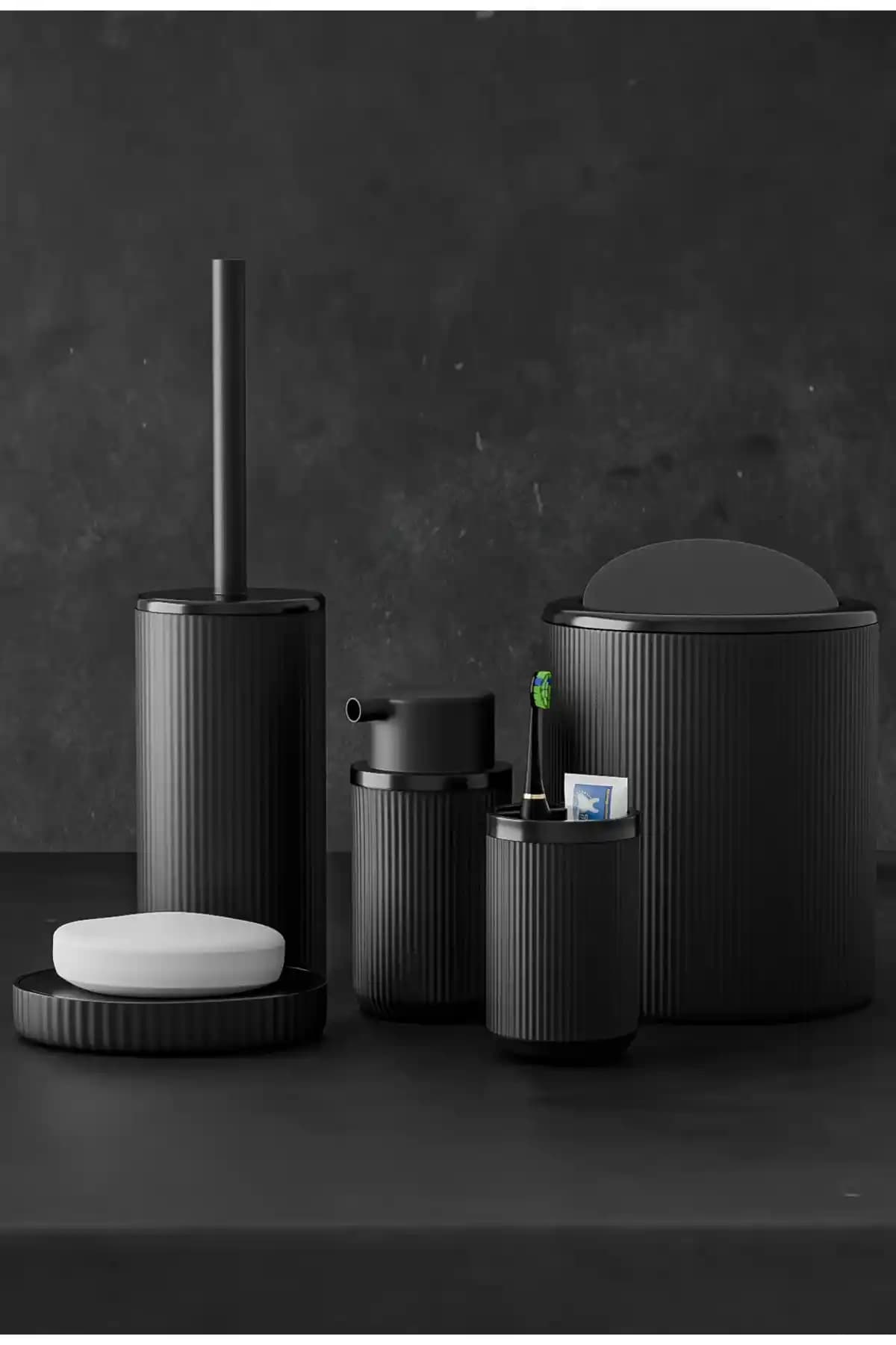 Çavdar Group Siyah 5 Parça Banyo Seti: Modern ve Şık Tasarım ile Fonksiyonellik
