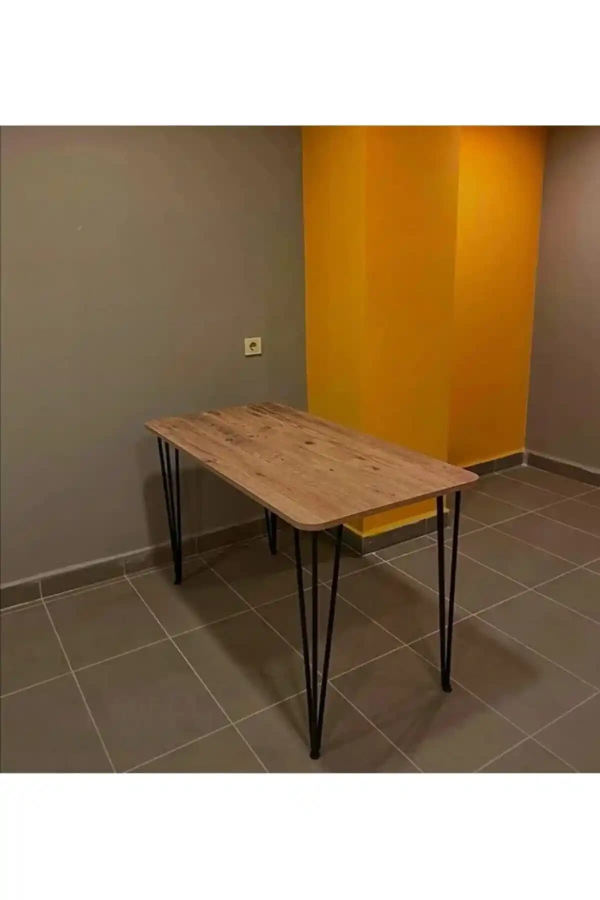 Cosargroup 60×120 Metal Ayaklı Masa Modern ve Dayanıklı Tasarımıyla Fark Yaratıyor