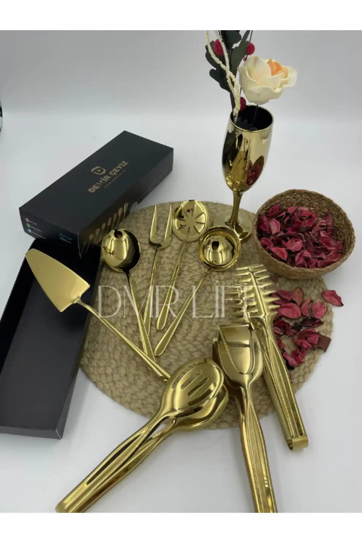 Demir Çeyiz Dmr Life 8 Parça Gold Sos Servis ve Maşa Seti Şık ve Dayanıklı Tasarım