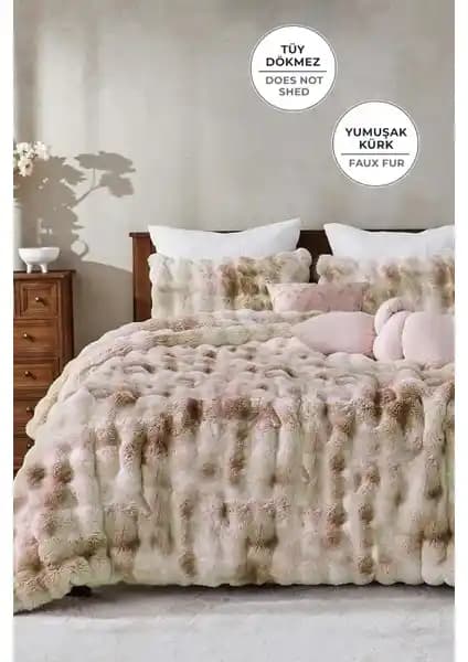 Evlen Home Collection Kürk Yatak Örtüsü: Çok Yönlü Kullanım ve Şık Tasarım Özellikleri