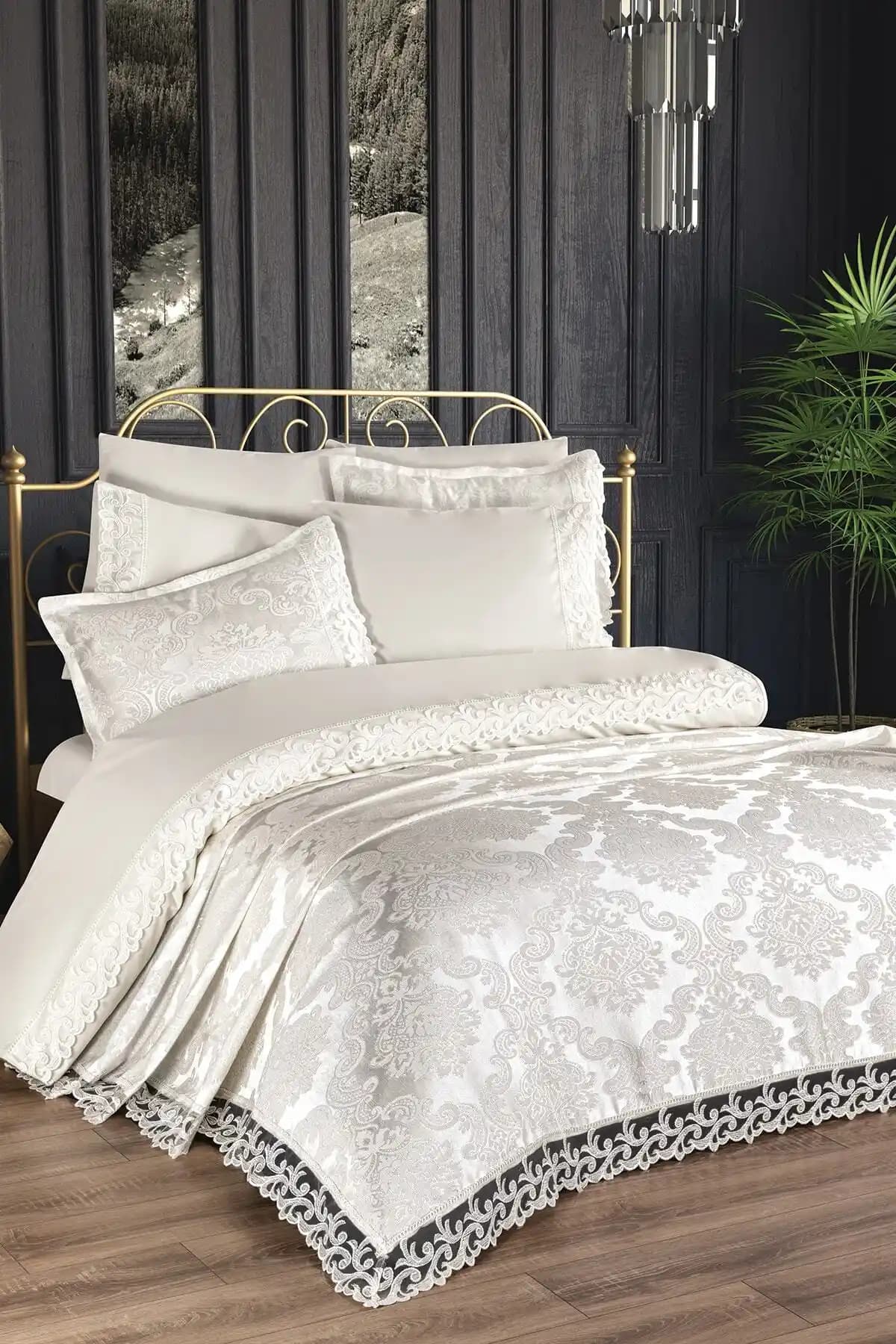 Fransız Dantelli Belinda Gelin Seti 7 Parça Krem - Zarif ve Yüksek Kaliteli Çeyiz Ürünü