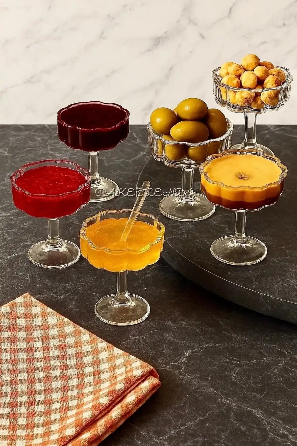 Genel Markalar 6'lı Ayaklı Cam Kahve Yan Sunumluk Seti Estetik ve Kullanışlı Tasarım