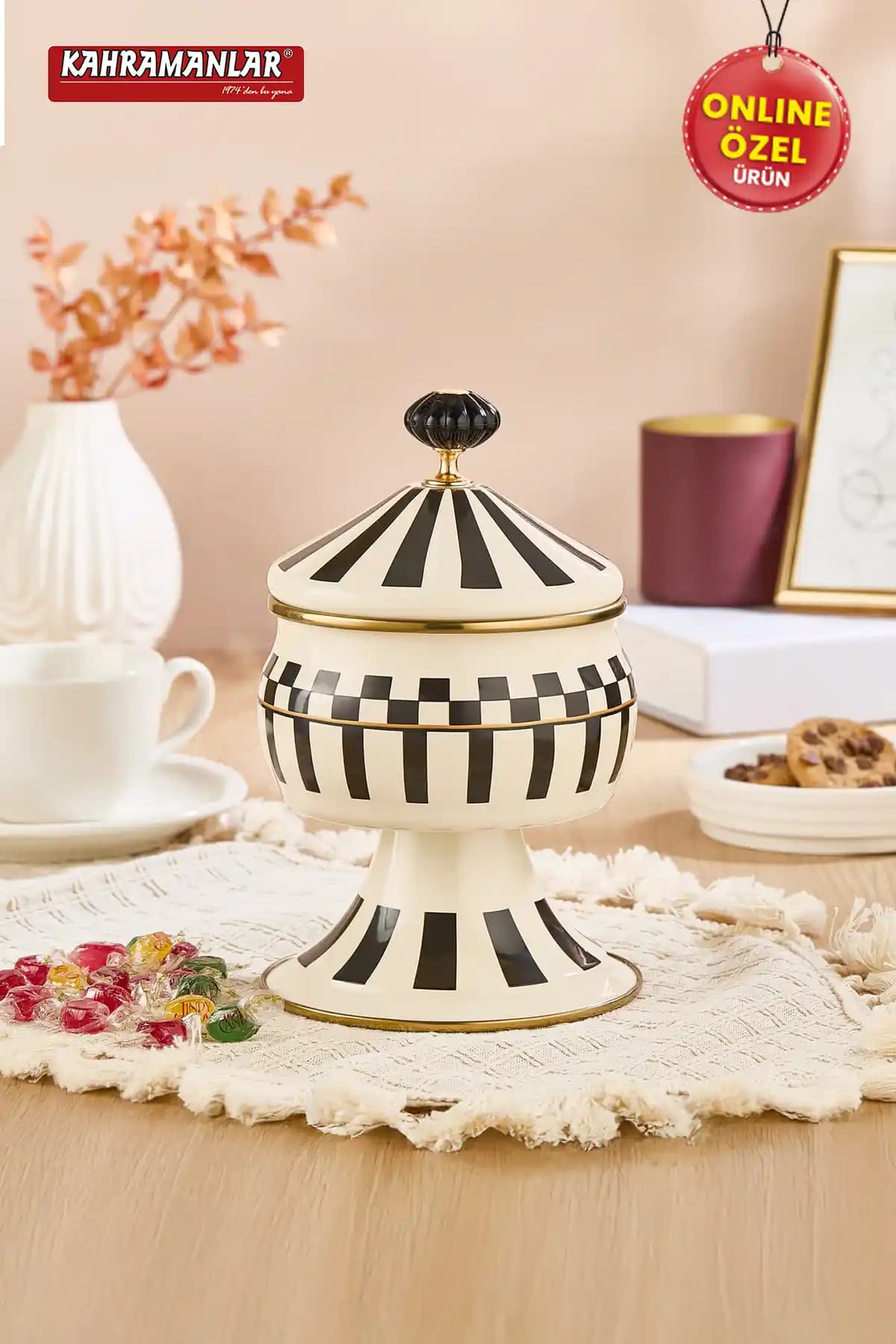 Kahramanlar Prime Cream Ayaklı Şekerlik: Modern ve Şık Masa Sunumu İçin Uygun