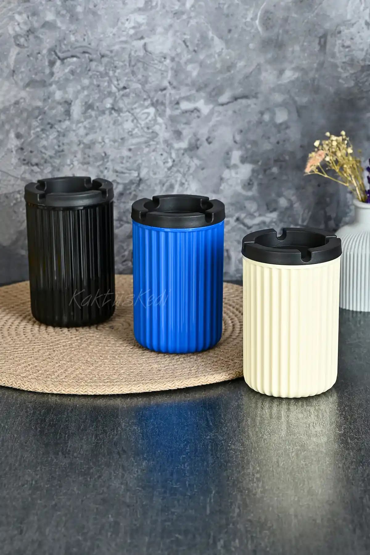 KaktüsKedi 3 Adet Kokusuz Küllük Seti: Şık ve Pratik Sigara Aksesuarları