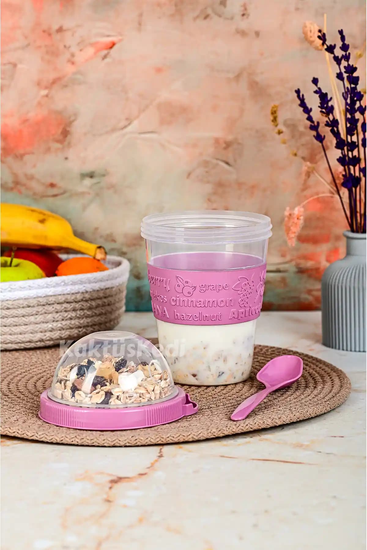 KaktüsKedi Kaşıklı Hazırla ve Çık Atıştırmalık Kabı: Pratik ve Şık Saklama Çözümü