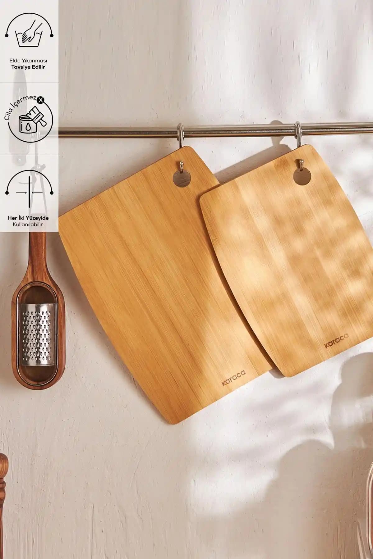Karaca Bade 2'li Kesme Tahtası: Estetik ve Fonksiyonellik Sunan Doğal Bambu Tasarımı