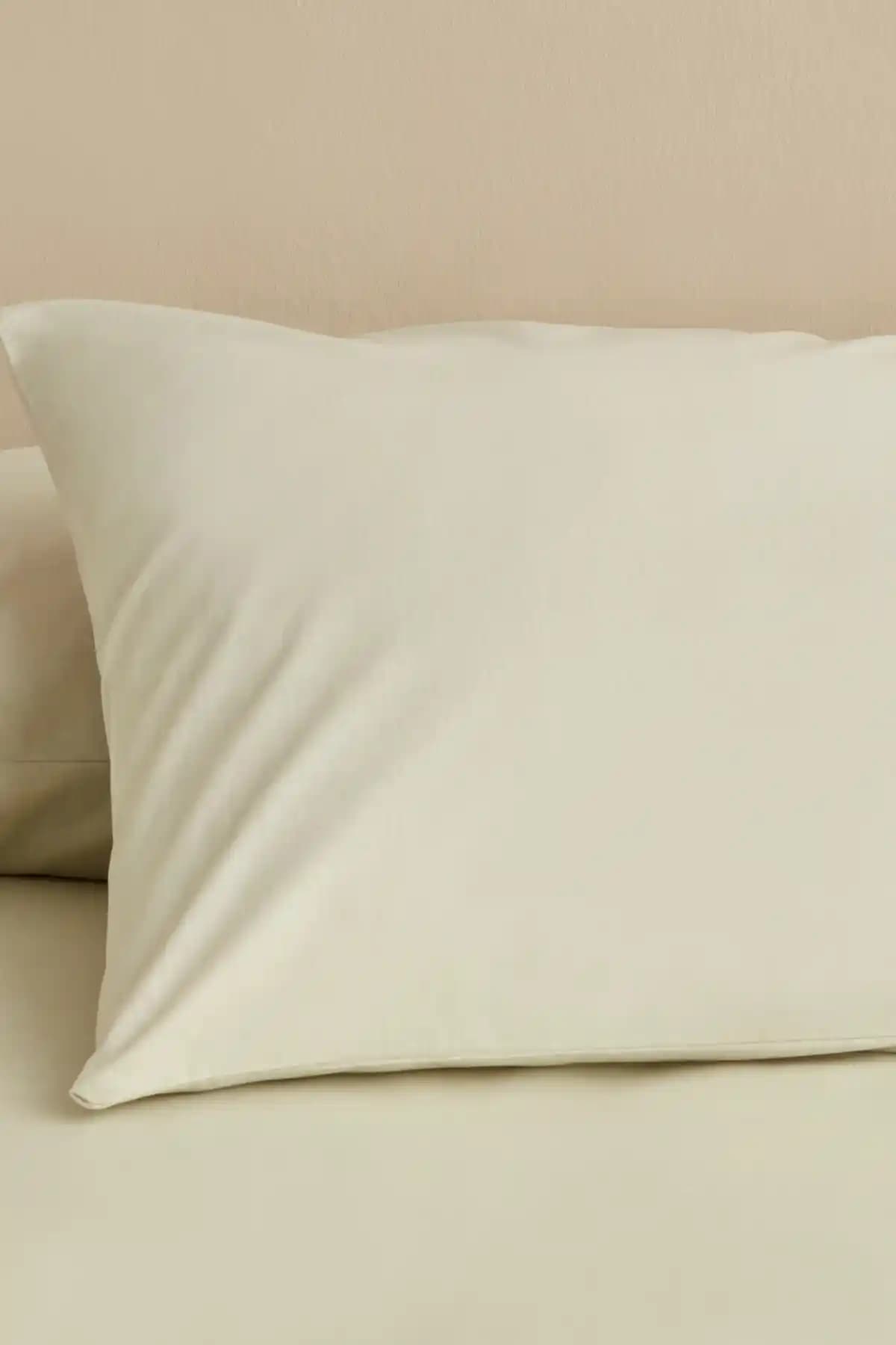 Karaca Home 2'li Yastık Kılıfı Adaçayı Modern ve Şık Dekorasyon Parçası