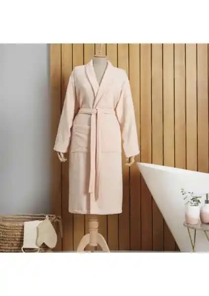 Karaca Home Dielle Recycle Kan Bornoz: Sürdürülebilir ve Şık Ev Giyim Seçeneği