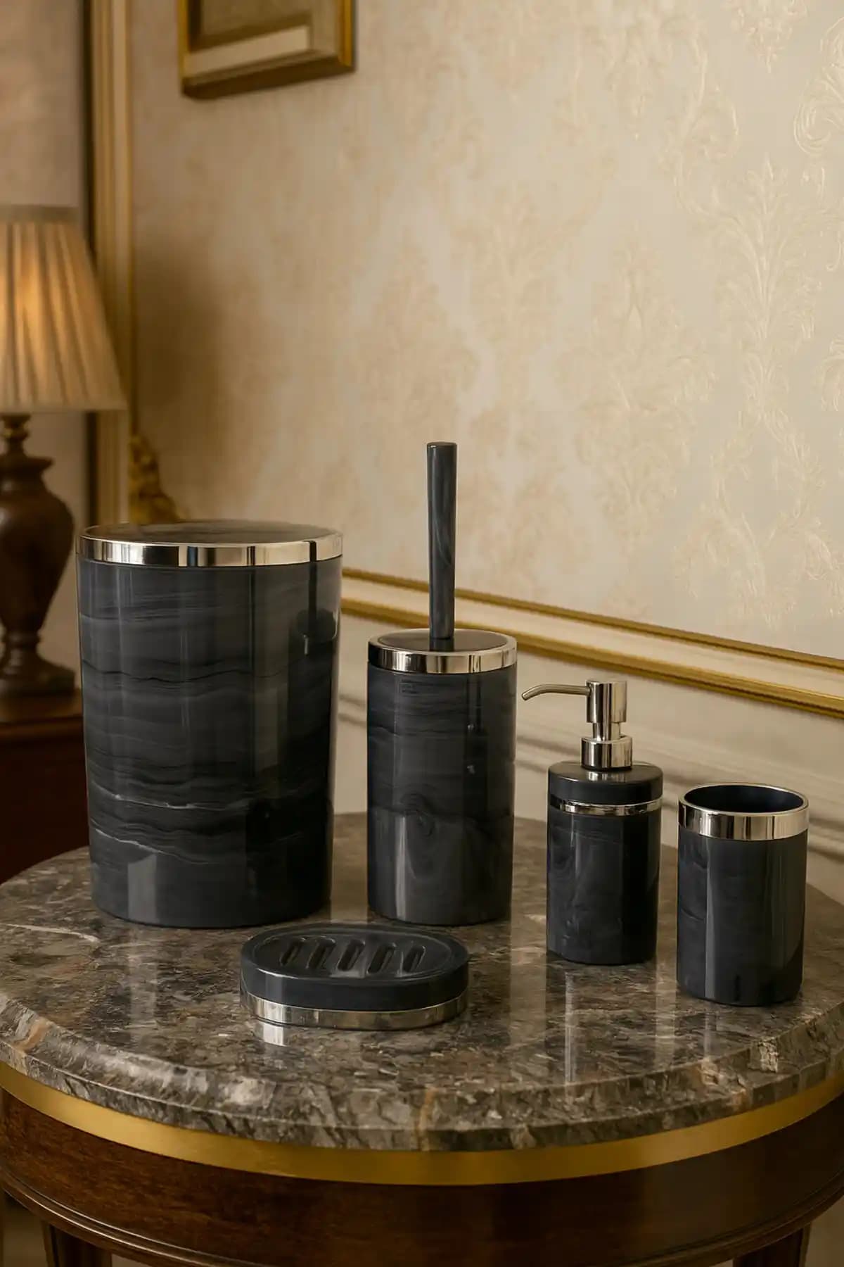 Makri Home 5'li Banyo Seti Modern Tasarım ve Dayanıklı Malzeme Seçenekleriyle