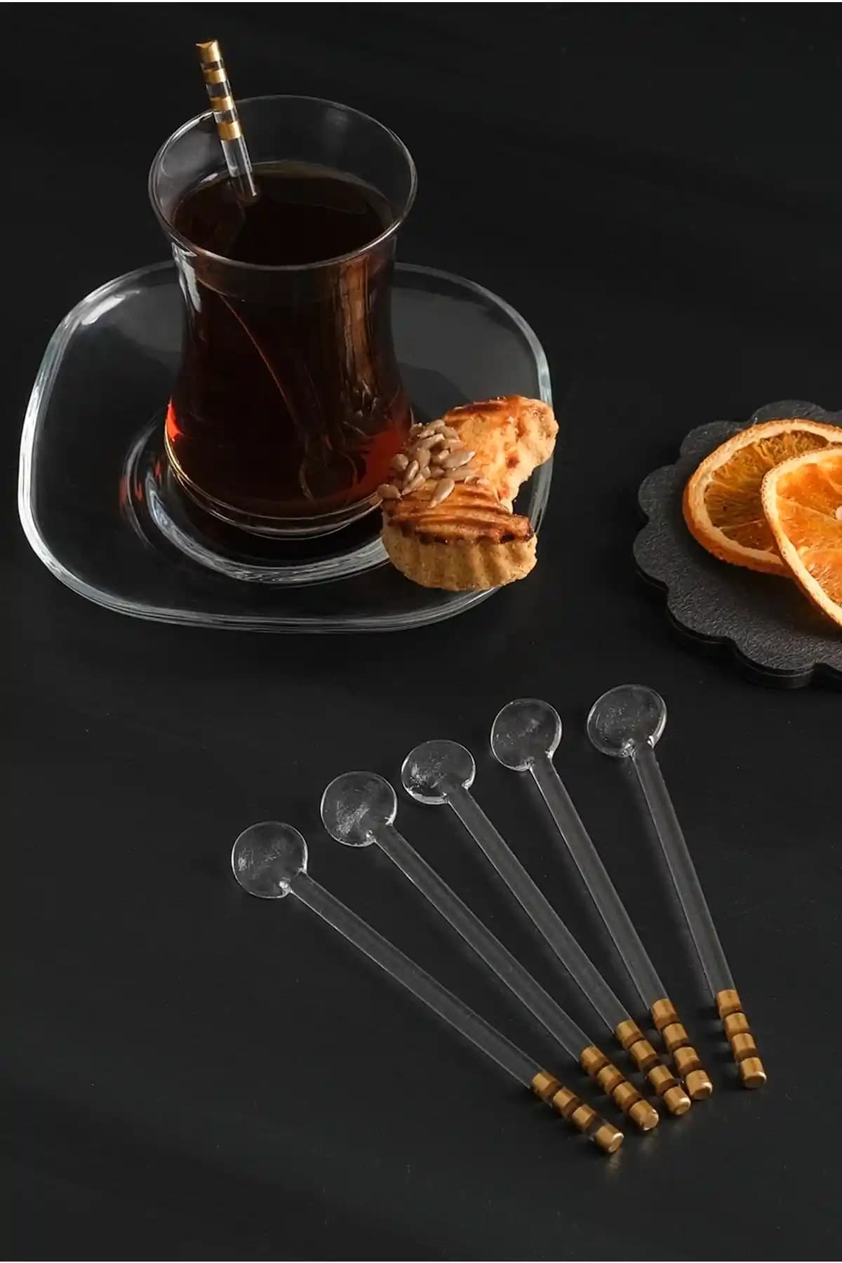 Milea 6'lı Lüx Gold Detaylı Cam Çay Kaşığı Seti Şık ve Dayanıklı Tasarım Özellikleri