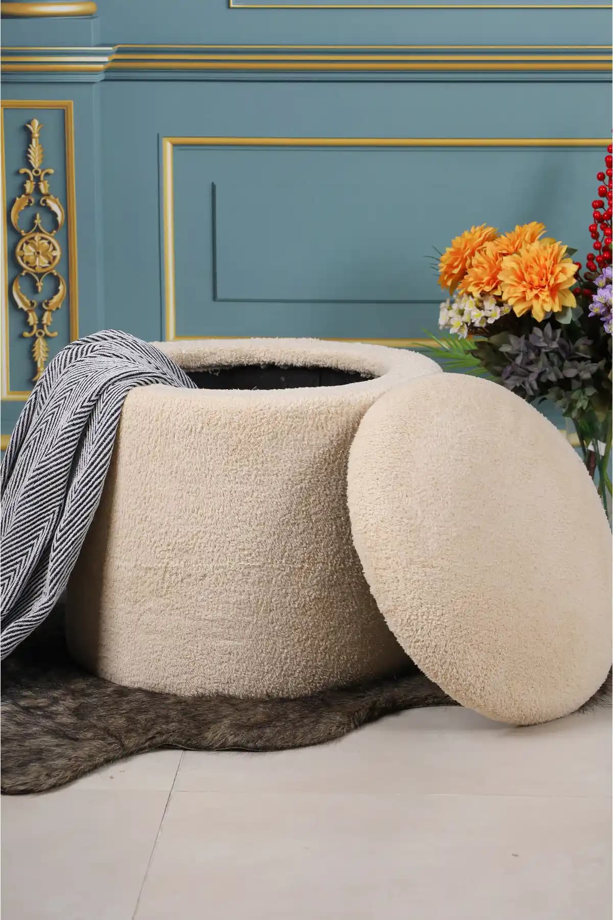 Modern ve Çok Amaçlı Pandora Krem Puf: Şıklık ve Fonksiyonellik Bir Arada