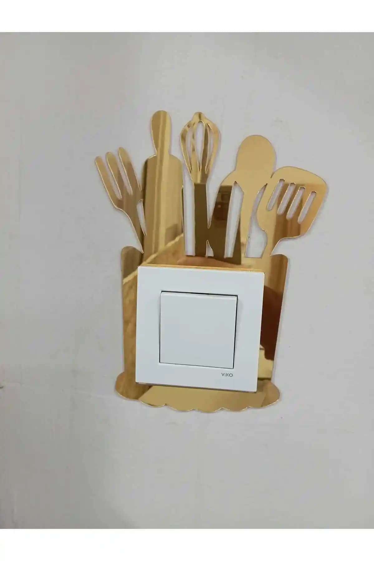 Modern ve Şık Turkuaz Priz Kenarı Süsü ile Mutfak Dekorasyonunuza Estetik Katın