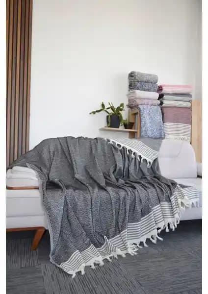 Mutlu Çeyiz Diamond Pamuklu Kanepe ve Çekyat Örtüsü Şıklık ve Fonksiyonellik Sunar