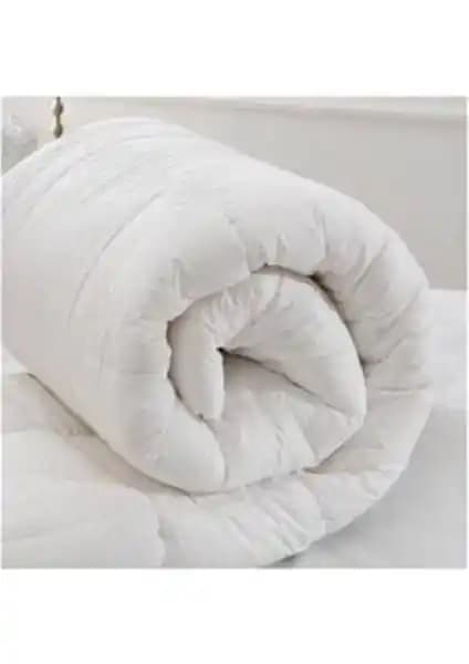 Özdilek Çift Kişilik Krem Yorgan: Yüksek Konfor ve Dayanıklılık Sunan Kaliteli Seçenek