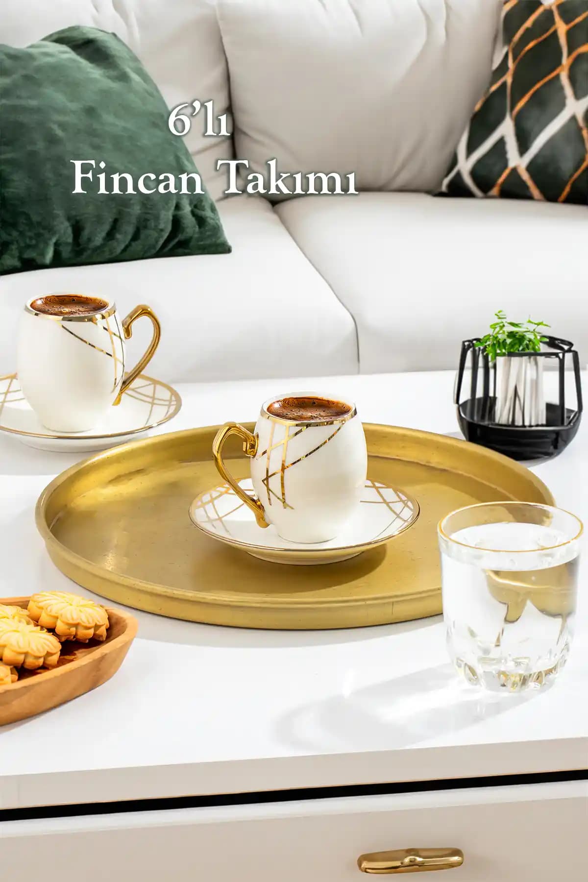 Porsima Solara Altın Yaldızlı 6 Kişilik Fincan Seti Şık ve Zarif Tasarımıyla Öne Çıkar