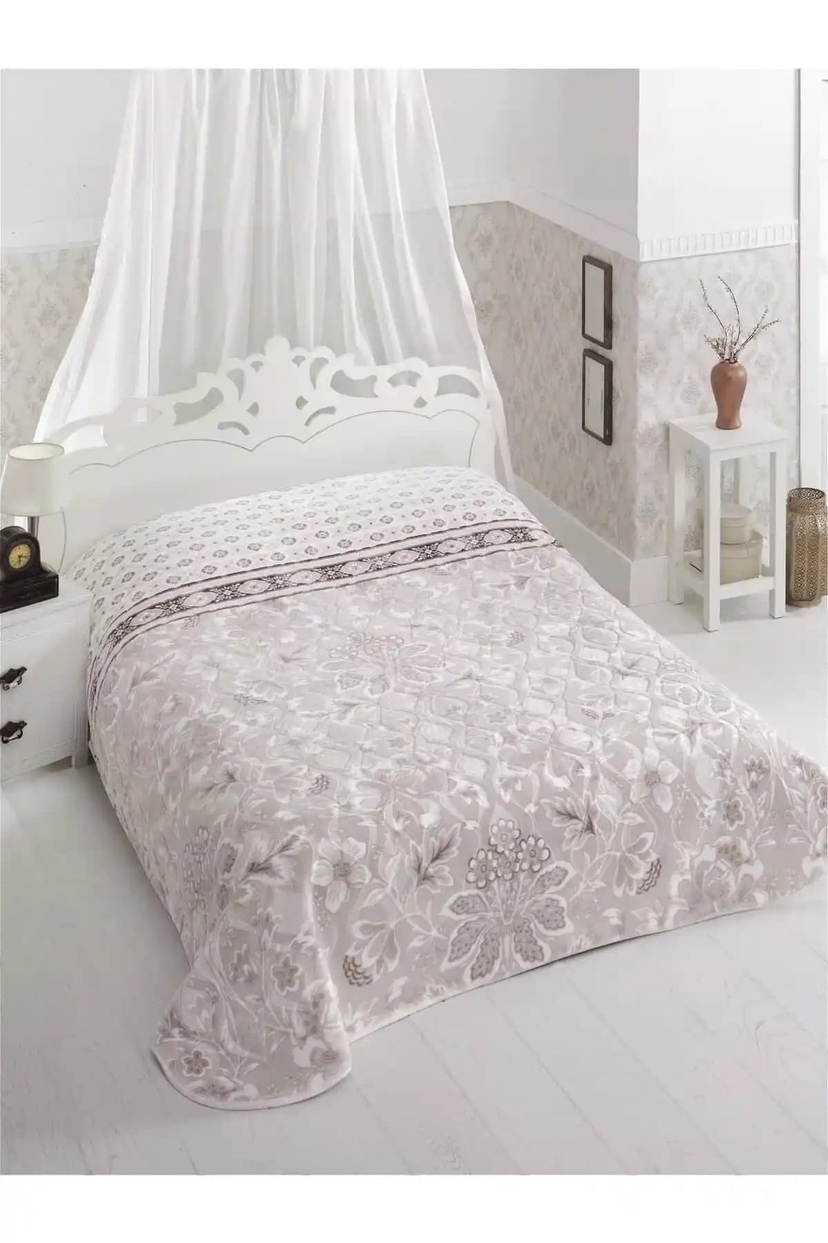 Sarar Viyola Çift Kişilik Battaniye - Modern Tasarım ve Yüksek Isı Yalıtımıyla Konfor