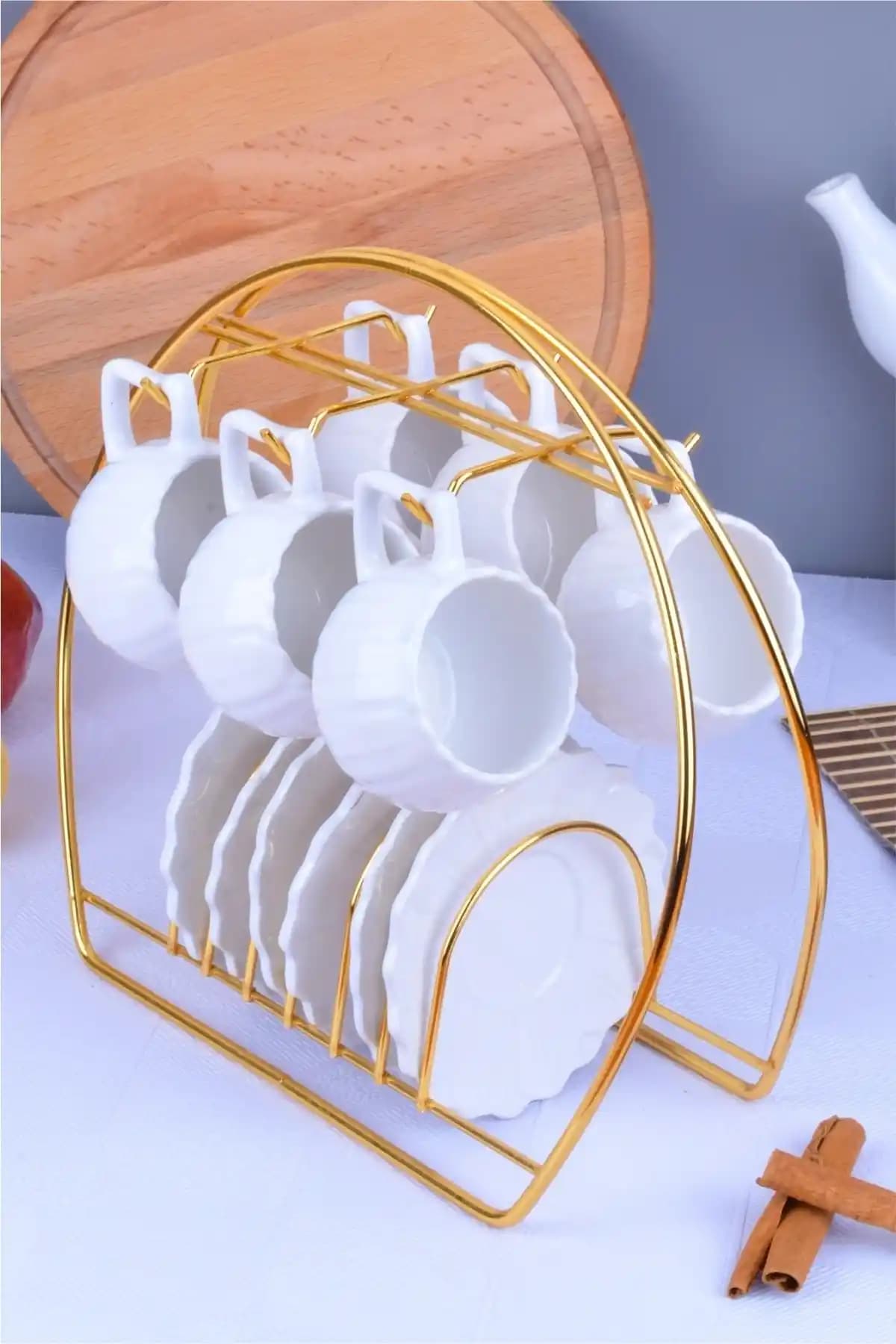 Sezka Life Lüx Gold Standlı 6'lı Papatya Kahve Fincan Seti Modern ve Şık Tasarım