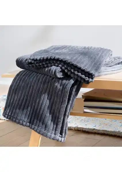 Yataş Bedding Holly Wellsoft TV Battaniyesi: Şık ve Konforlu Sıcaklık Artırıcı Ürün