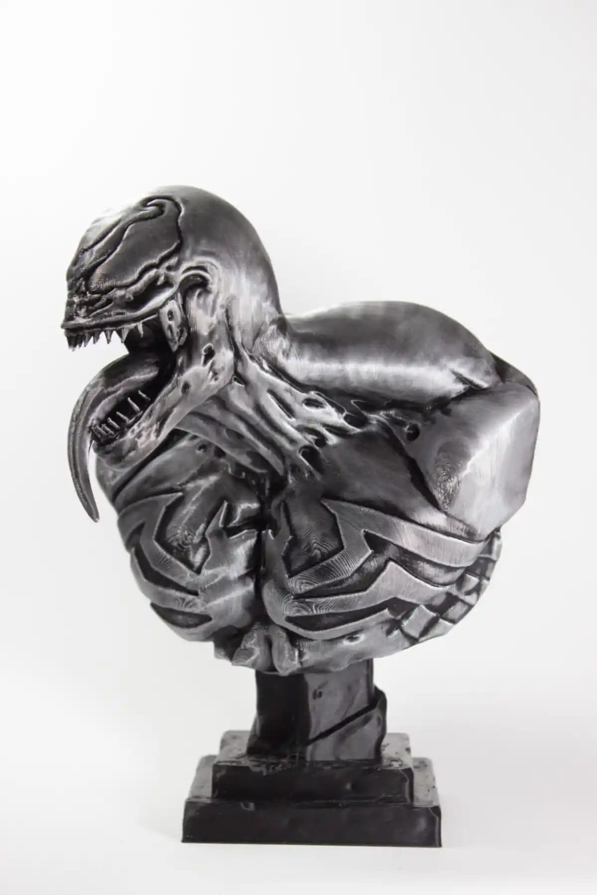 Dream3D Venom Büst Figürü: Marvel Karakteri Detaylı ve Dayanıklı Dekorasyon Parçası