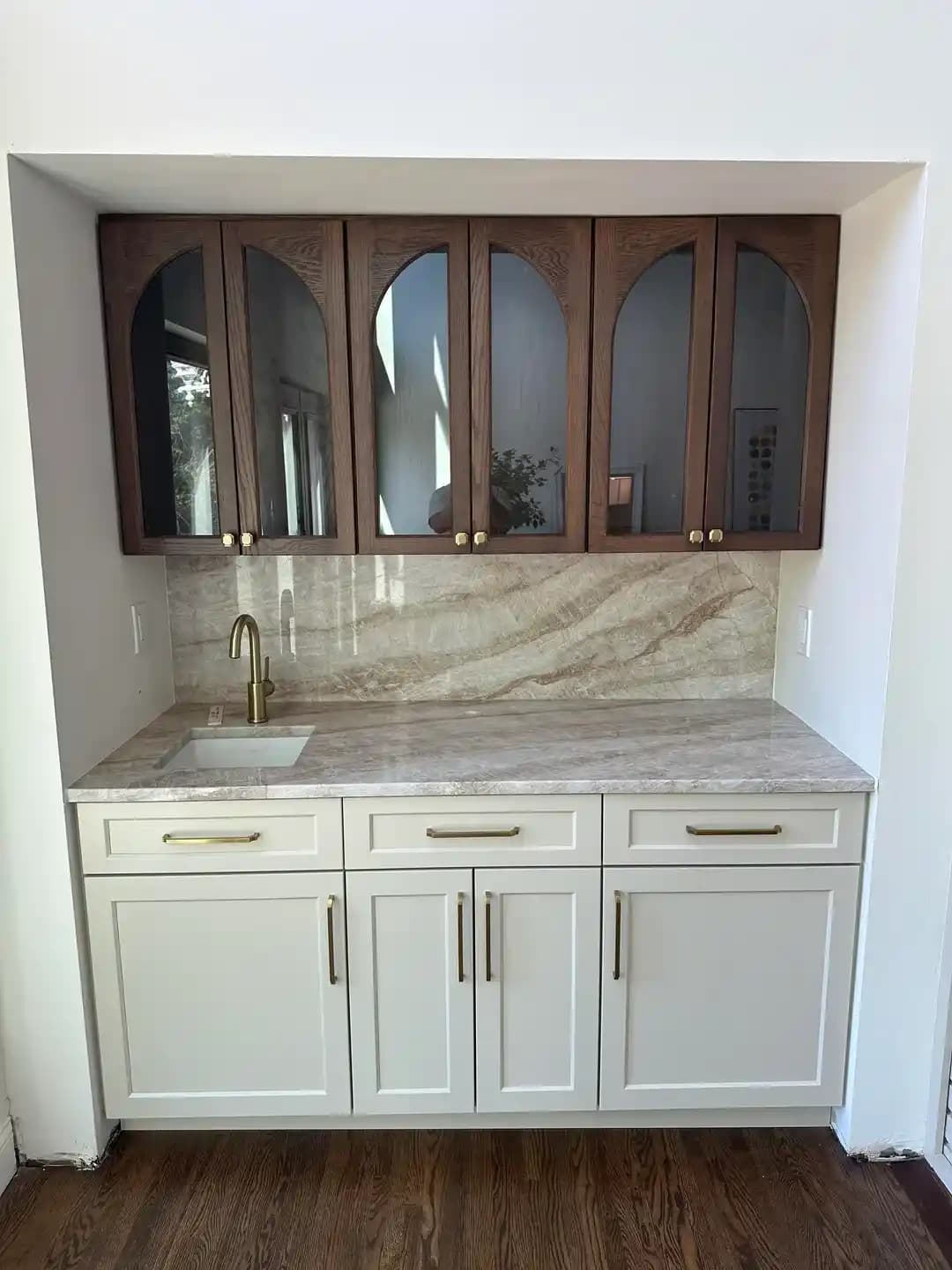 Ev Yenileme Projelerinde Mimari Koruma, Tasarım Tercihleri ve Eleştirilerin Analizi