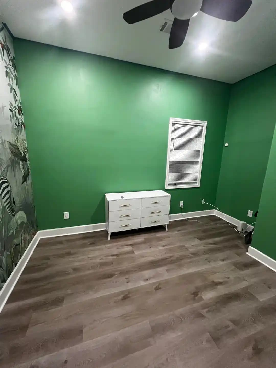 Orman Temalı Bebek Odasında Duvar Rengi ve Dekorasyon Uyumu Nasıl Sağlanır