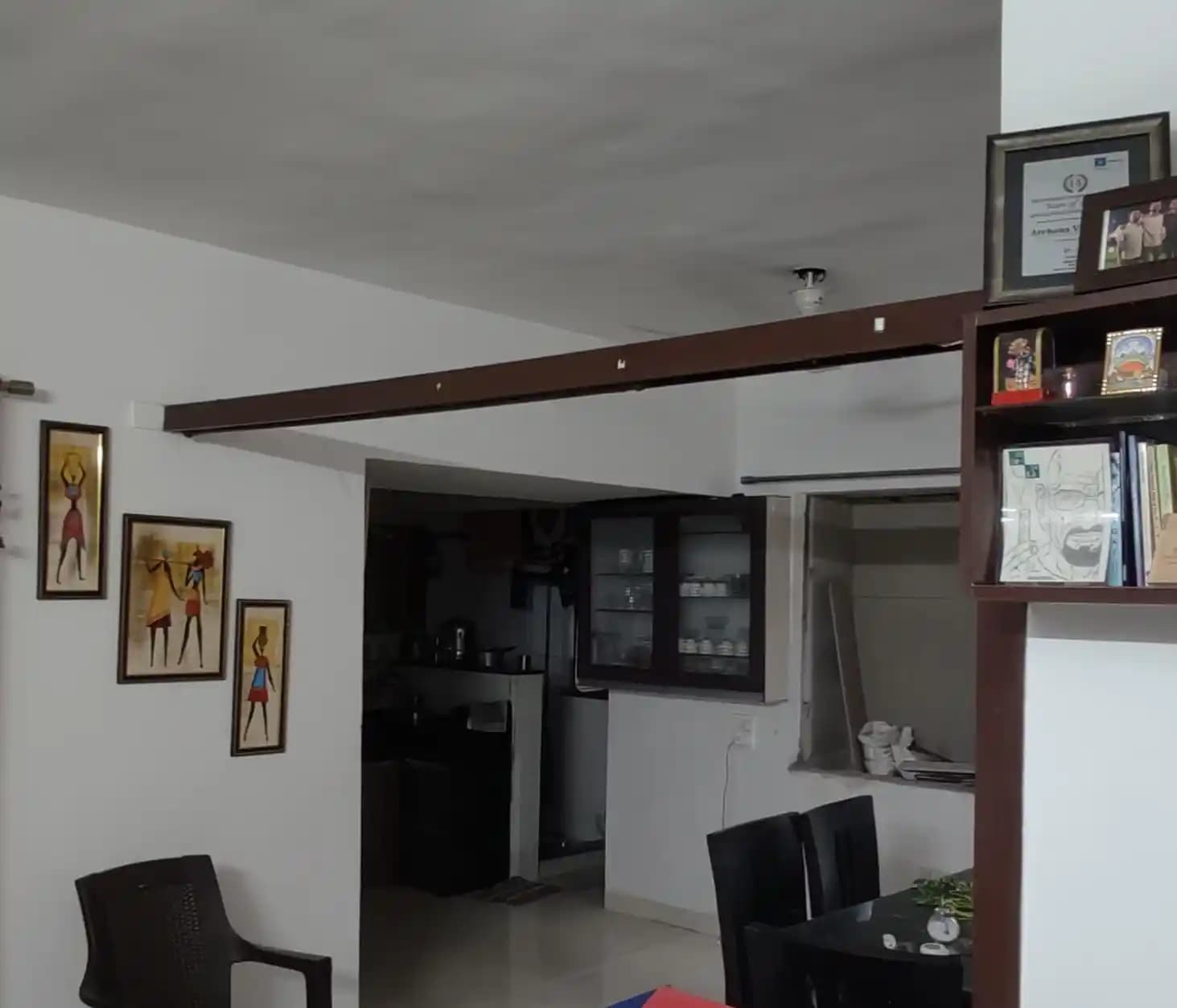 Oturma Odasında Çıkarılamayan Ahşap Kiriş İçin Fonksiyonel ve Estetik Çözümler