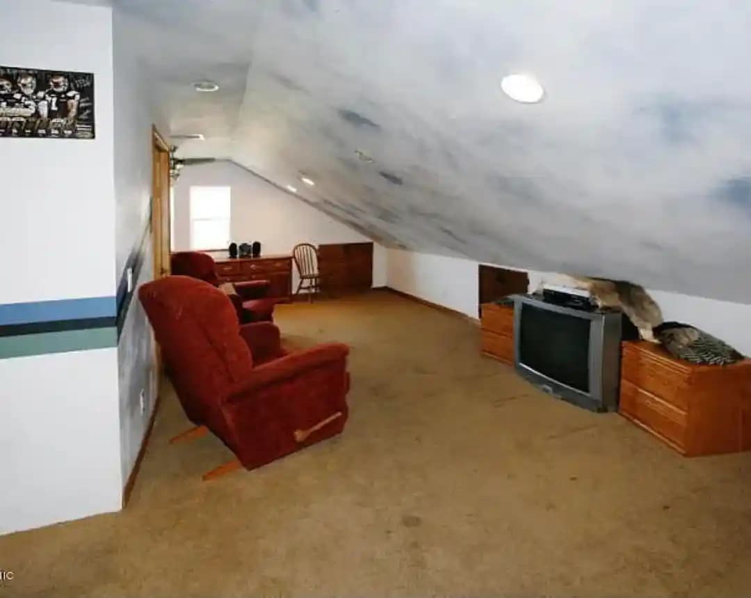 Çatı Katı Yatak Odalarında Boyama Teknikleri ve Renk Seçimi Rehberi