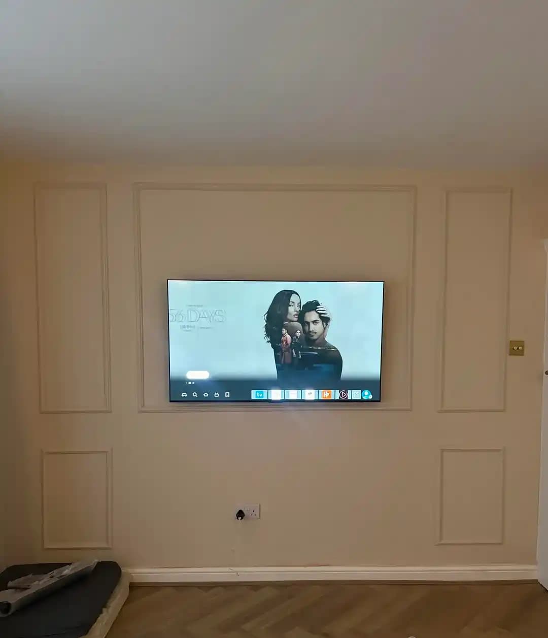 TV Duvar Dekorasyonunda Denge ve İşlevsellik İçin Doğru Montaj ve Tasarım Yöntemleri