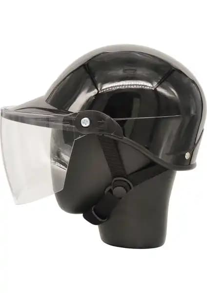 MG Moto Siyah Jokey Kask Güvenlik ve Konfor Sunan Modern Tasarım