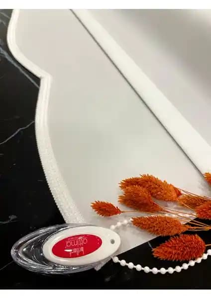 Brillant Düz Polyester ve Kalın Kumaş Stor Perde Karşılaştırması