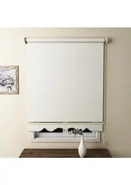 Brillant Düz Stor Perde Beyaz MS1200 ve 70X260 Karşılaştırması: Özellikler ve Kullanıcı Yorumları