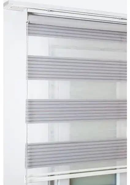 Gri Zebra Perde Karşılaştırması: Geniş Pileli ve Bambu Modellerinin Özellikleri