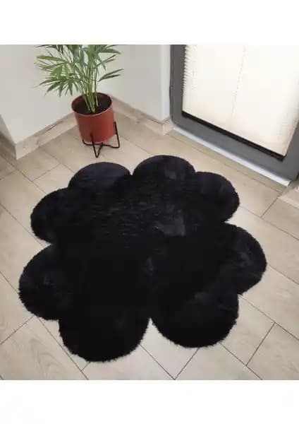 Lagom Life Siyah Yonca Peluş ve Melaris Halı Cabana Modern Dokuma Halı Karşılaştırması