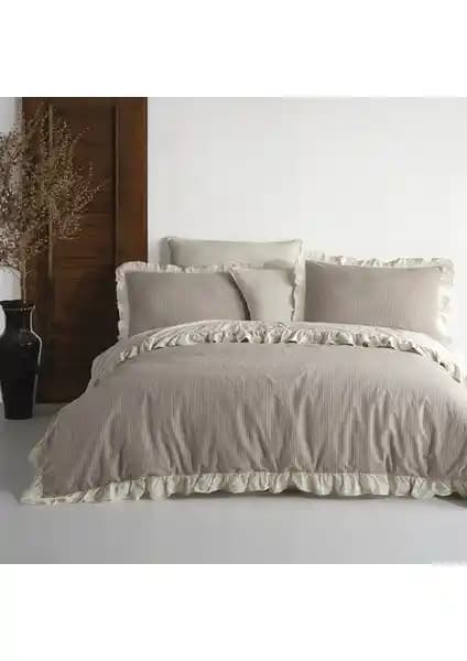 Macas Home Ruffle ve Varol Pamuklu Çizgili Çift Kişilik Nevresim Takımları Karşılaştırması