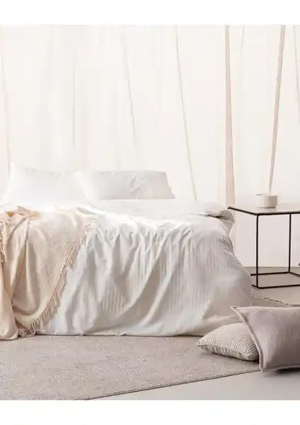 Madame Coco Adrien ve Danton Çift Kişilik Nevresim Takımları Karşılaştırması