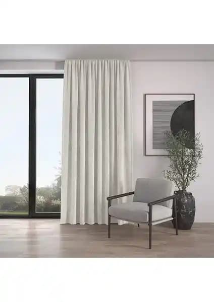 Perde Seçiminde Dikkat Edilmesi Gerekenler: Demor Home ve Taç Modellerinin Karşılaştırması