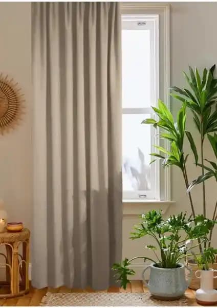 Perde Seçiminde Dikkat Edilmesi Gerekenler: Kadife ve Gri Fon Perde Karşılaştırması