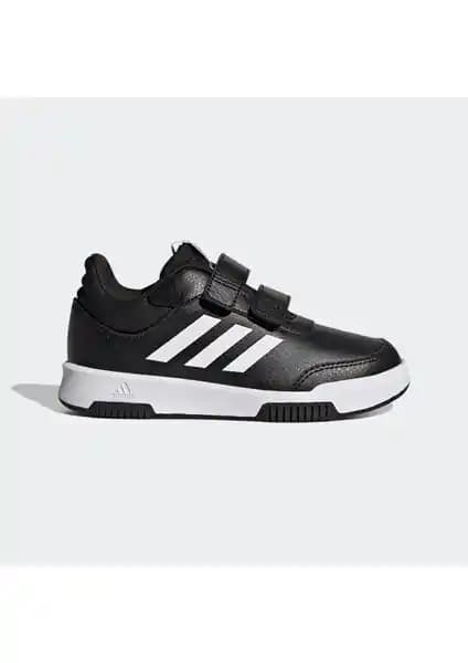 Adidas Tensaur ve Runfalcon 5 Karşılaştırması: Çocuklar İçin En Uygun Spor Ayakkabı Seçenekleri