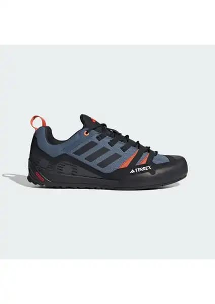 adidas Terrex Tracerocker ve Swift Solo 2.0 Karşılaştırması: Hangi Ayakkabı Doğa Yürüyüşleri İçin Daha Uygun 2