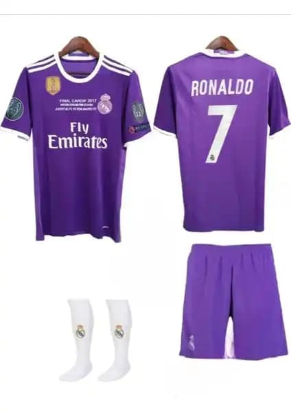 BySportakus Real Madrid 2017 ve Yeni Sezon Çocuk Forması Karşılaştırması 1