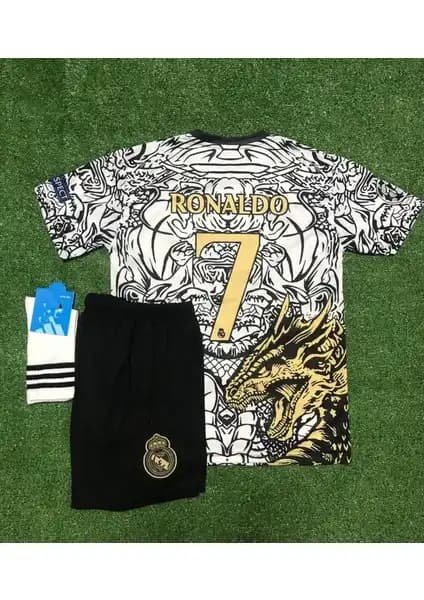 BySportakus Real Madrid 2017 ve Yeni Sezon Çocuk Forması Karşılaştırması 2