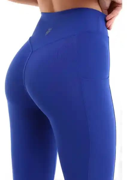 Emfure Bayan Uzun Tayt ve Gymhams Yeşil Kalçası Büzgülü Tayt Karşılaştırması