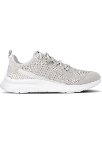 Slazenger ADELBERT I ve TUESDAY I Erkek Spor Ayakkabı Karşılaştırması