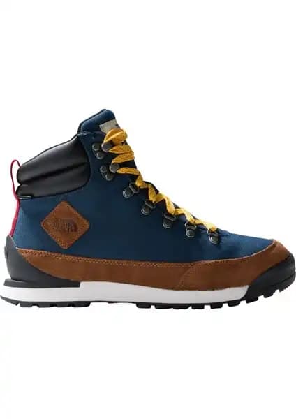 The North Face M Back-To-Berkeley IV ve Storm Strike III Botlarının Karşılaştırması 1