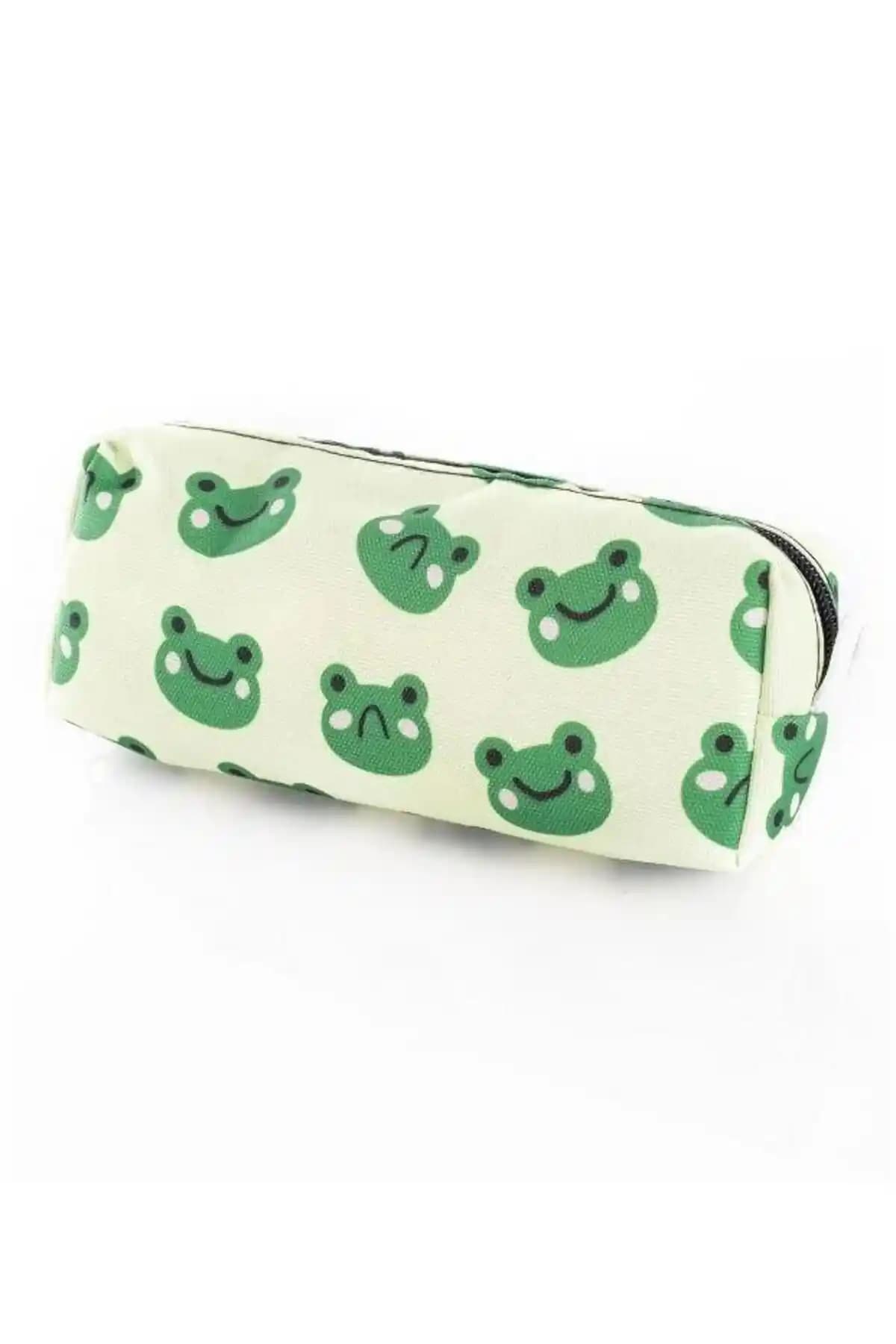 Nostaljik Lezzetler Yeşil Kurbağa Tatlı Kalemlik ve Makyaj Çantası Özellikleri