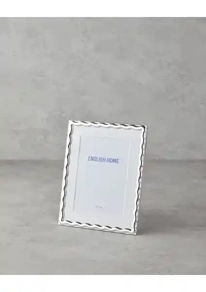 Becky Metal Çerçeve Gümüş: Tek Fotoğraf İçin Şık, Dayanıklı Dekoratif Çerçeve