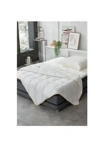 Yataş Bedding DACRON HALLOFIL ve Pamuk Yorgan Karşılaştırması ve Özellikleri