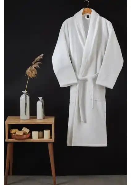 Kısayol Ev-X ve MODELHOME Soft Line Bornoz Karşılaştırması: Malzeme, Beden ve Kullanım Özellikleri