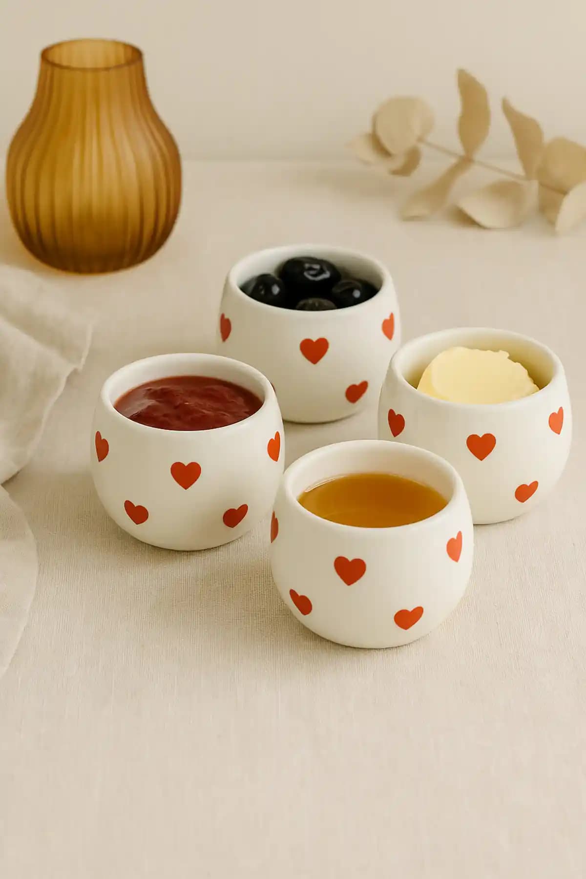 Anadolu Saray El Yapımı Kalp Şekilli Seramik Servis Kaseleri Seti 4 Adet